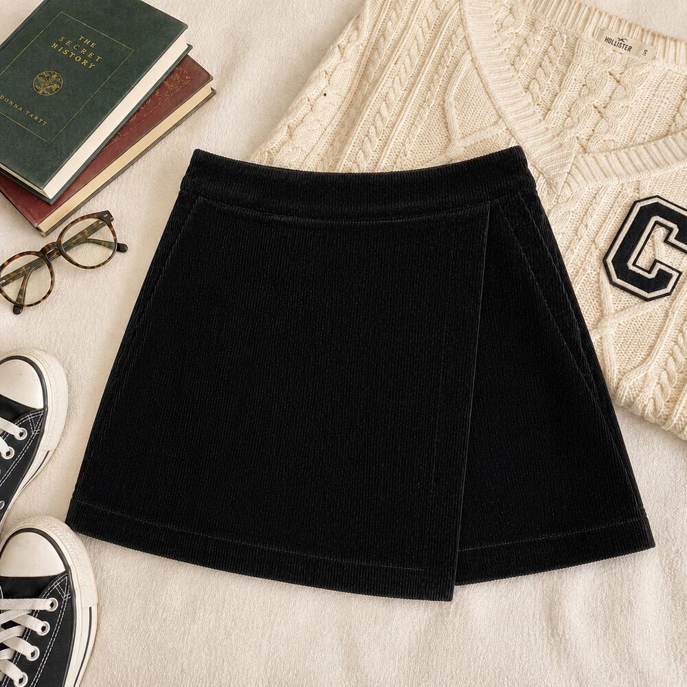 Uniqlo Sz Small Black Corduroy Skort Mini Skirt Shorts Preppy Academia